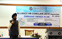 Mr. Harjeet Khanduja, Vice President-HR Reliance Jio at the Conclave 7