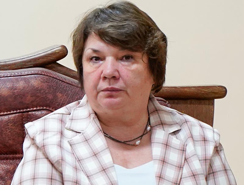 Dr. Elena Zarova