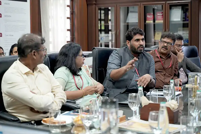 Strengthening Blended Learning: Coursera Leadership Team Visits Alliance University 3