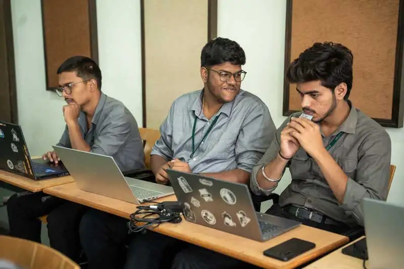 Dell Tech-Titan Challenge Encourages Real-Time Thinking and Collaboration - 13