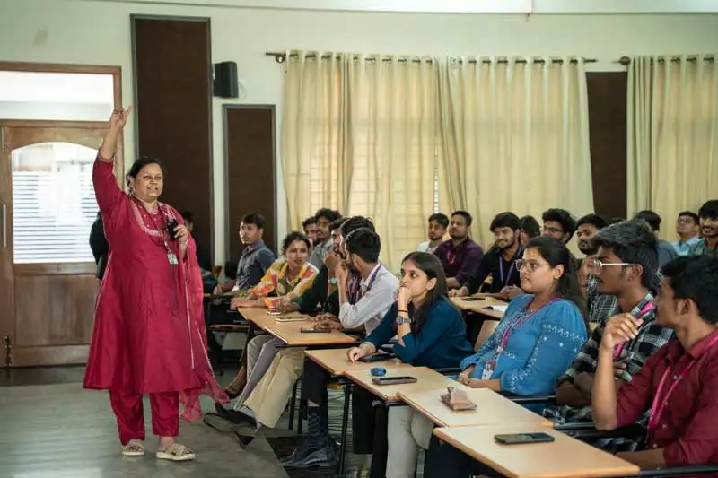 Dell Tech-Titan Challenge Encourages Real-Time Thinking and Collaboration - 17