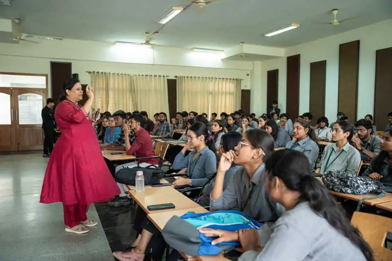 Dell Tech-Titan Challenge Encourages Real-Time Thinking and Collaboration - 19