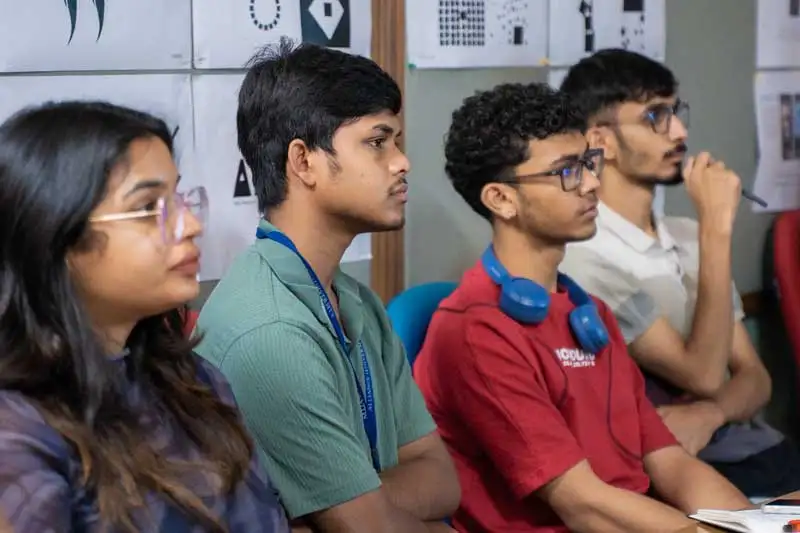 Designing Beyond the Screen A Masterclass on Relevance in the Age of AI - 7