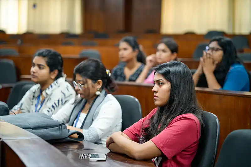 New Media, New Society by Dr. Glenn Muschert, Professor at Khalifa University, UAE - 6