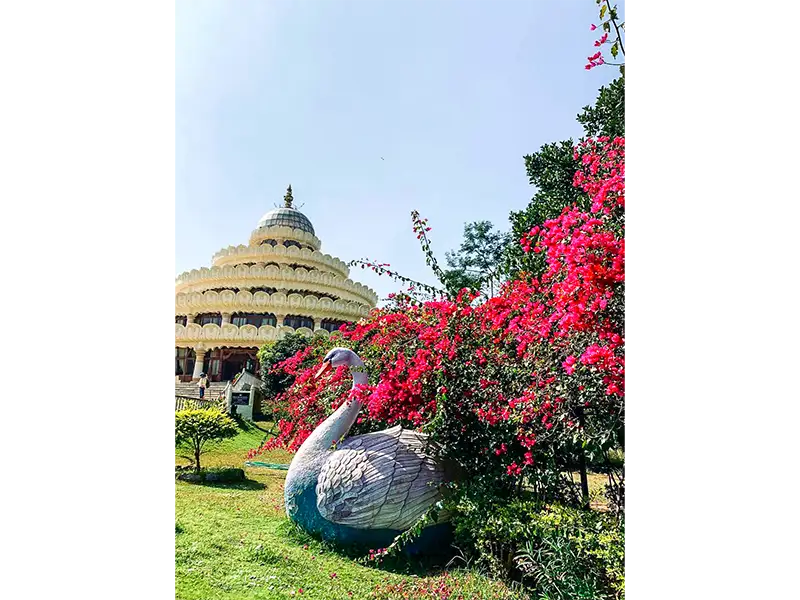 Happiness Club Organises Educational Visit to the Art of Living Centre  - 6