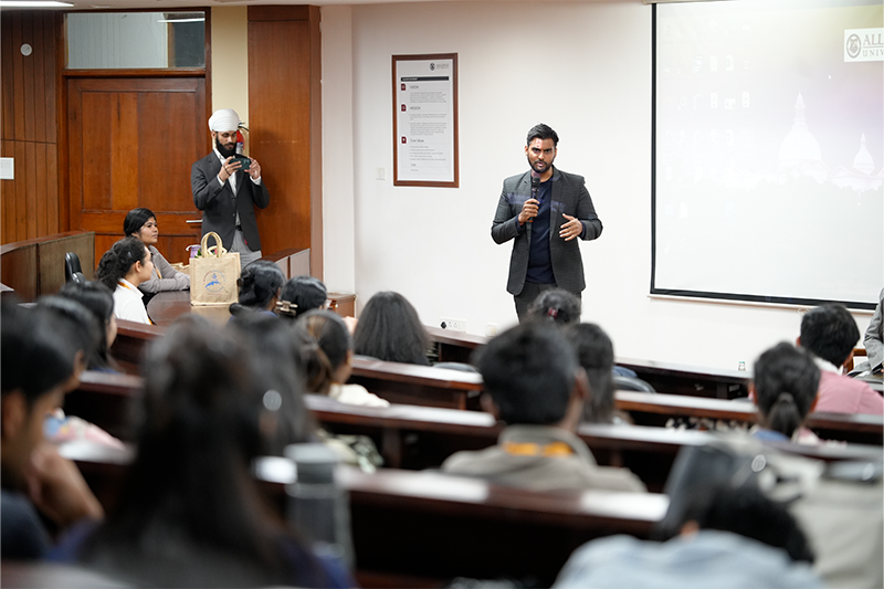 Mehfil-e-Corporate Series: Career Readiness Beyond the Classroom with Mr. Vishal Chinchure 4