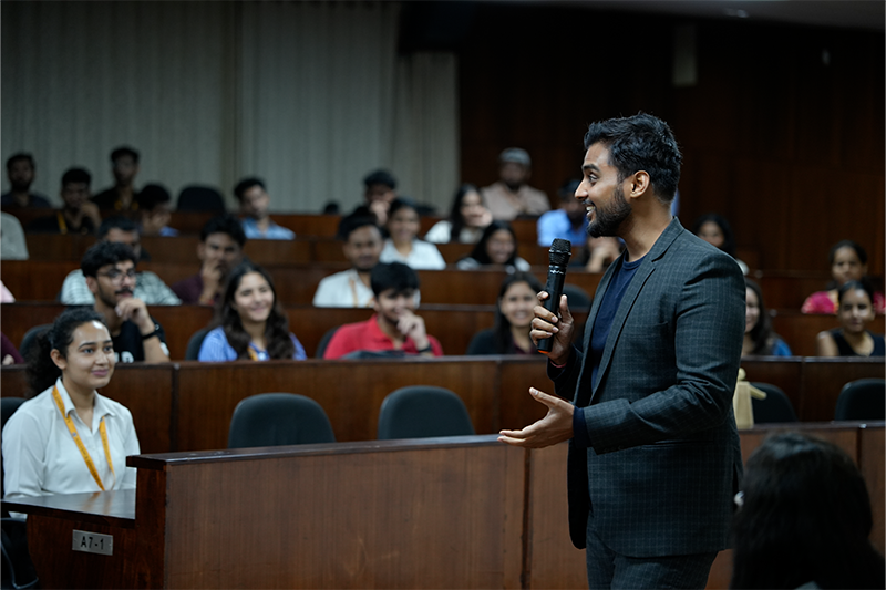 Mehfil-e-Corporate Series: Career Readiness Beyond the Classroom with Mr. Vishal Chinchure 5