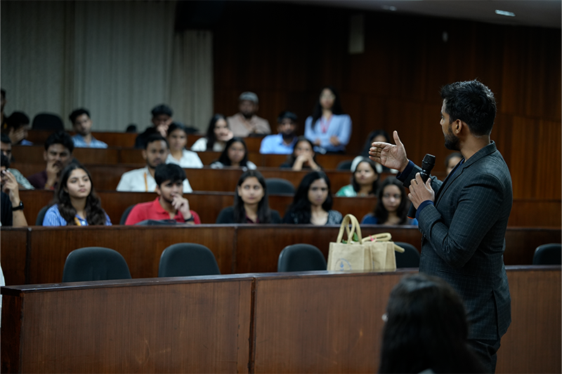 Mehfil-e-Corporate Series: Career Readiness Beyond the Classroom with Mr. Vishal Chinchure 6