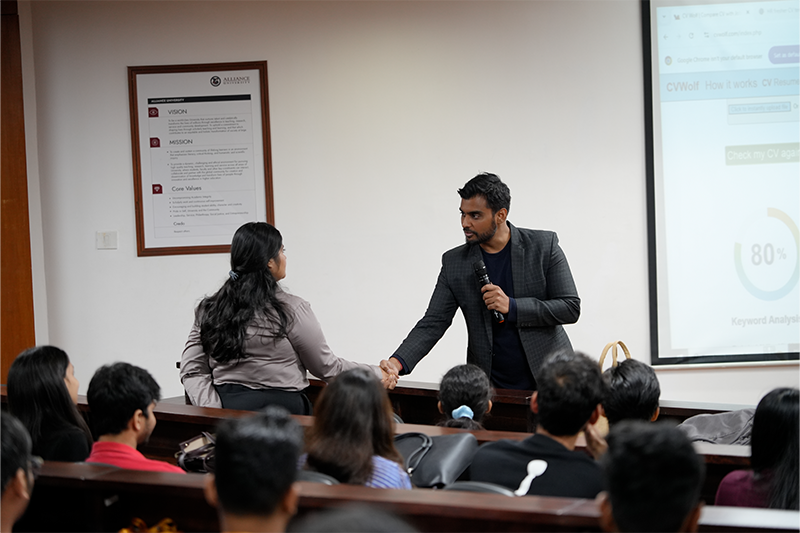 Mehfil-e-Corporate Series: Career Readiness Beyond the Classroom with Mr. Vishal Chinchure 7