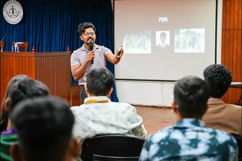 Mehfil-e-Corporate: Storytelling and Career Insights 4
