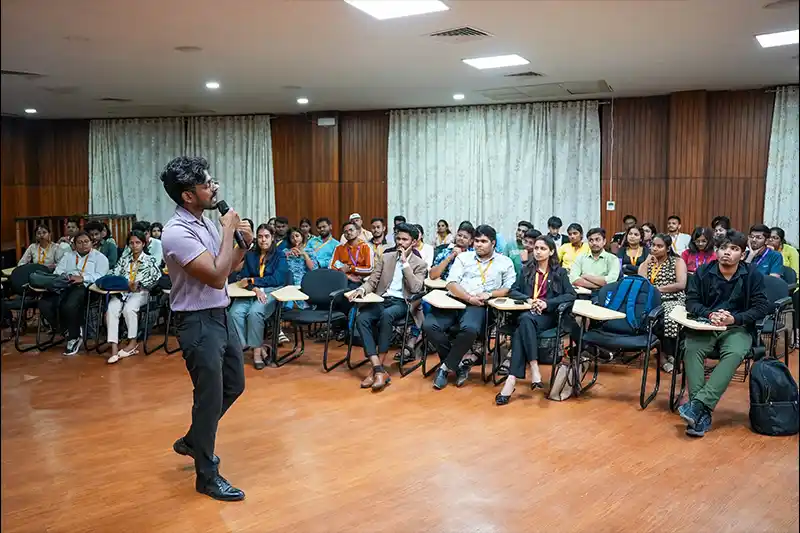 Mehfil-e-Corporate: Storytelling and Career Insights 6