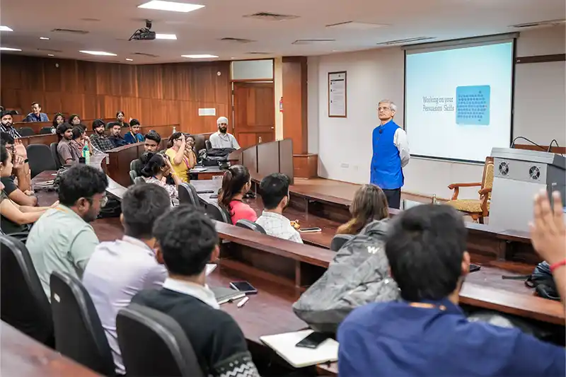 Mehfil-e-Corporate: The Psychology of Persuasion 11