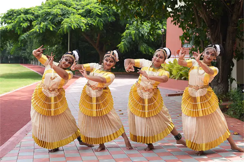 Performing Arts Orientation Workshop on Mohiniyattam 3