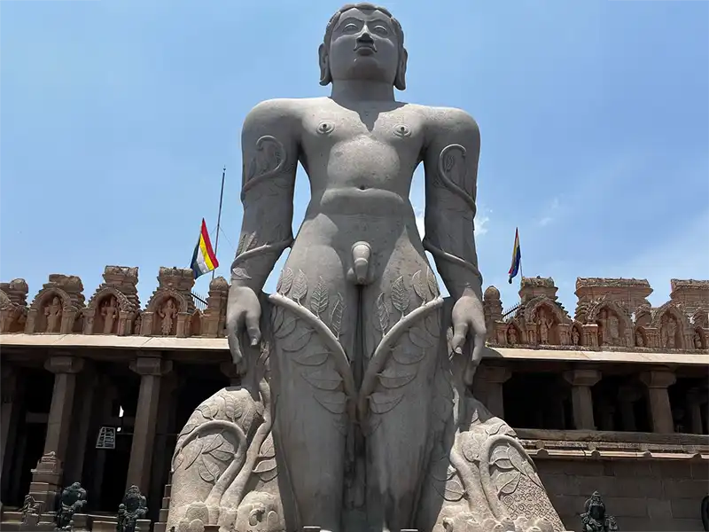 Shravanabelagola Field Visit: A Joint Learning Experience in Art, Language, and Heritage 2