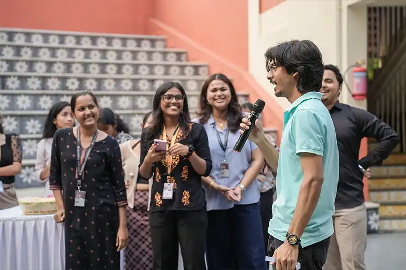 Threads of Us: Navigating Relationships, Friendships & Belonging    - 7