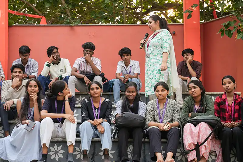 Threads of Us: Navigating Relationships, Friendships & Belonging    - 8